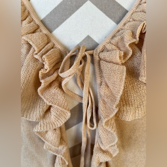 NWT!!  Zara Womens Beige Ruffle Short Puff Sleeve Open-Front Blouse Top Sz M - Picture 2 of 10